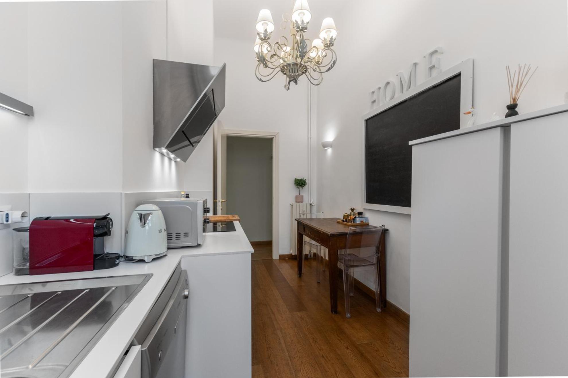 Apartment Boccaccio - 4 Posti - Metro Milan