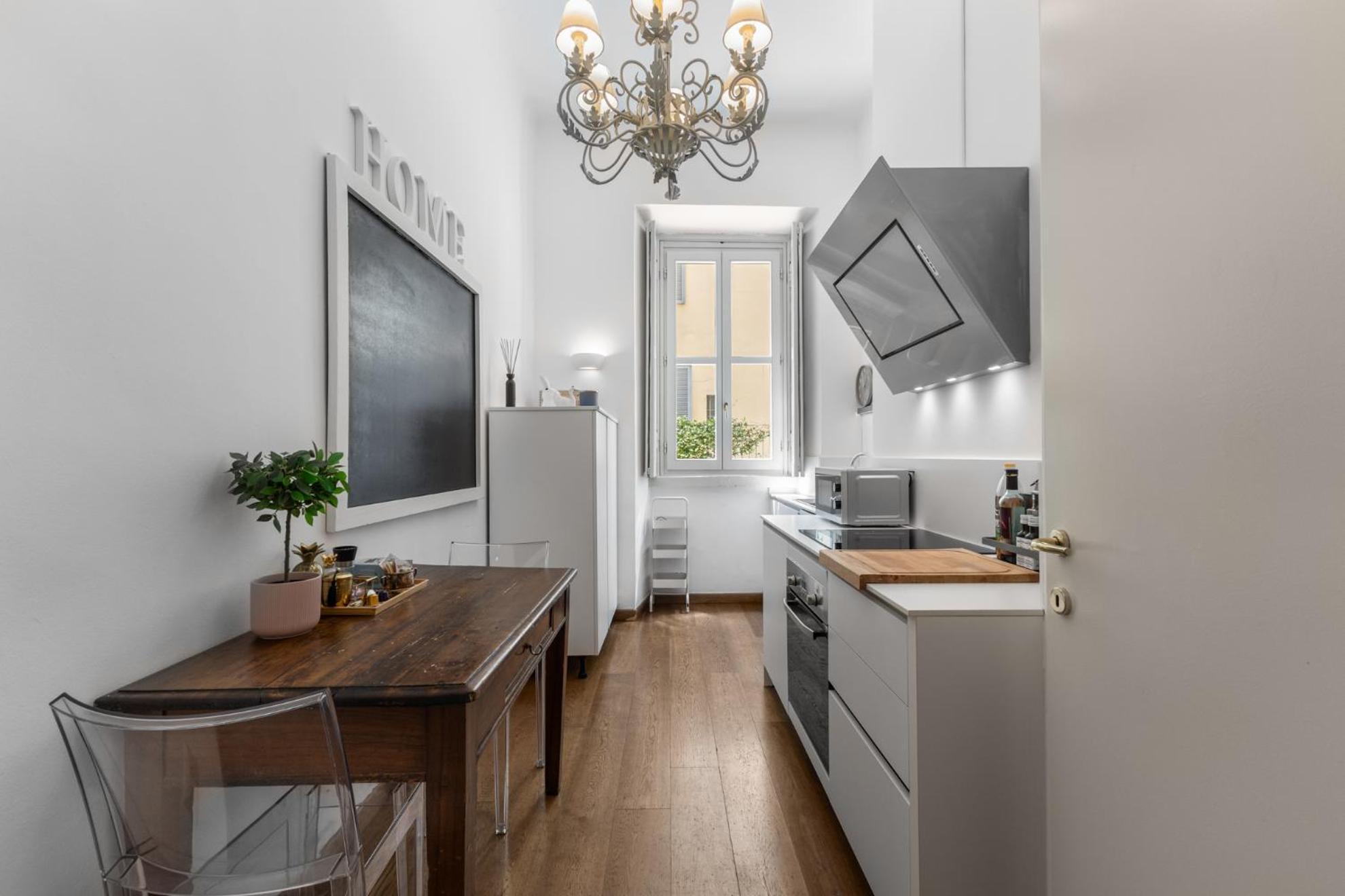 Boccaccio - 4 Posti - Metro Apartment